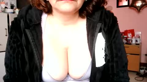 biancasteel online show from April 23, 6:32 pm