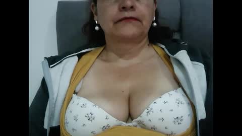 biancasteel online show from April 21, 11:50 am