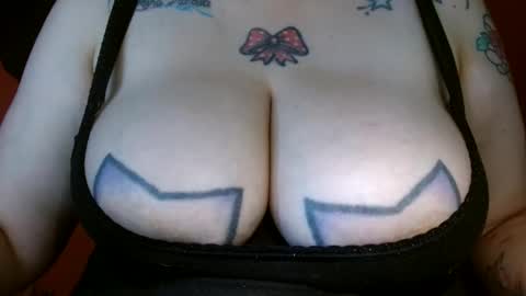 Snapshot of bianka_star_ chatting on January 13, 2:53 pm bianca online show from January 13, 2:53 pm