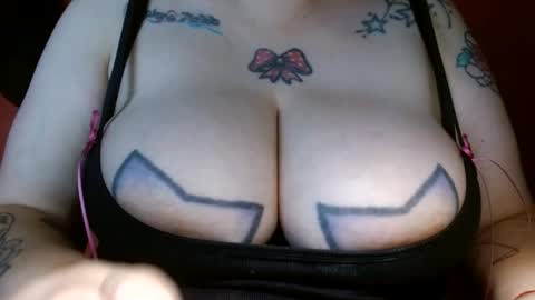 Snapshot of bianka_star_ chatting on February 12, 12:01 pm bianca online show from February 12, 12:01 pm