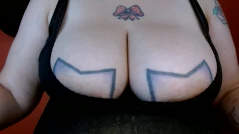 Snapshot of bianka_star_ chatting on October 23, 2:23 pm bianca online show from October 23, 2:23 pm