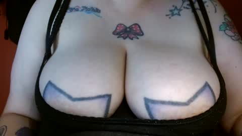 Snapshot of bianka_star_ chatting on February 17, 3:44 pm bianca online show from February 17, 3:44 pm