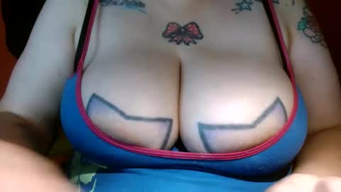 Snapshot of bianka_star_ chatting on December 30, 2:40 pm bianca online show from December 30, 2:40 pm