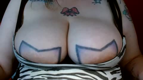 Snapshot of bianka_star_ chatting on September 17, 4:05 pm bianca online show from September 17, 4:05 pm