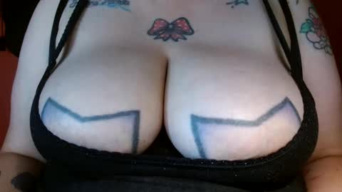 Snapshot of bianka_star_ chatting on March 9, 12:21 am bianca online show from March 9, 12:21 am