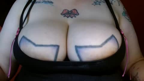 Snapshot of bianka_star_ chatting on February 14, 12:25 pm bianca online show from February 14, 12:25 pm