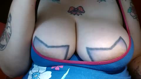 Snapshot of bianka_star_ chatting on January 24, 1:36 pm bianca online show from January 24, 1:36 pm