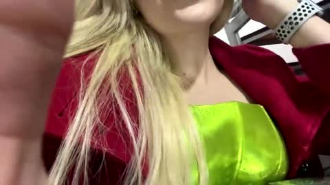 angela online show from January 1, 6:05 am