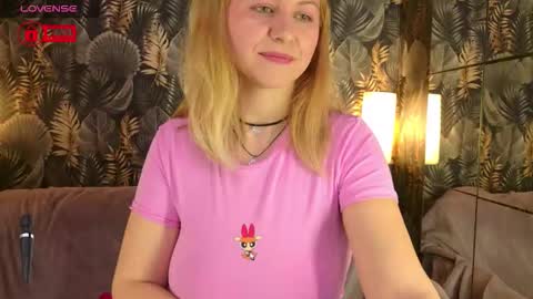 BigBoobsArri online show from March 27, 8:59 am