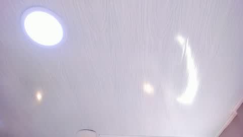   online show from November 18, 10:05 am