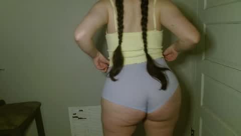 Isabella online show from January 7, 5:22 am