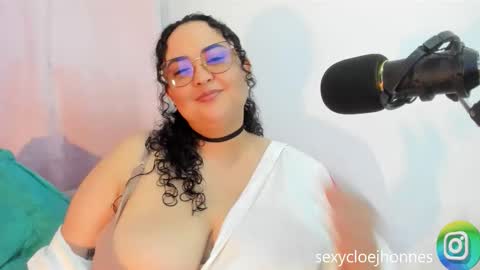 Snapshot of bigcloe chatting on September 12, 6:03 am Cloe online show from September 12, 6:03 am