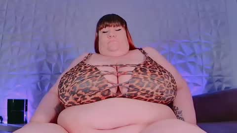 BIGGY MELON online show from April 25, 5:54 pm