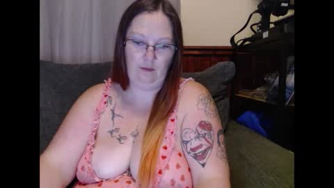 Snapshot of bigtitsgirl9991 chatting on September 23, 12:25 pm Kim online show from September 23, 12:25 pm