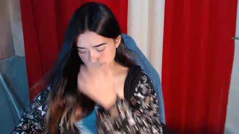 bilat tinax online show from January 16, 7:04 am