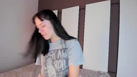 bilie__eilish online show from June 12, 11:07 am