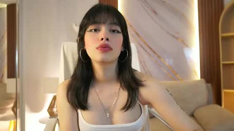 billiebrownn online show from June 8, 7:03 pm