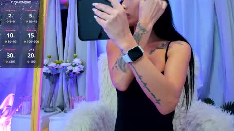 bimboparisx online show from January 18, 5:15 am