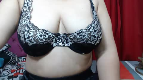 Snapshot of bitch_mommy_x chatting on February 12, 8:38 am I am everything. Your highness queen goddess mistress god daddy mommy boss master. you will address me as such online show from February 12, 8:38 am
