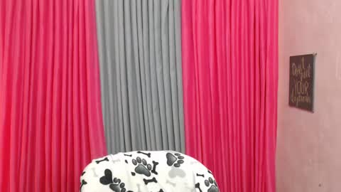 Snapshot of bitchtaylor chatting on January 17, 2:08 am bitchtaylor online show from January 17, 2:08 am