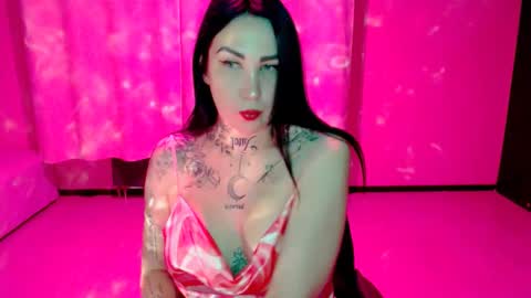 Snapshot of blablablablagirl chatting on December 17, 8:43 pm blablablablagirl online show from December 17, 8:43 pm