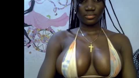 Snapshot of black_ebonyqueen chatting on September 10, 5:46 pm Esthy online show from September 10, 5:46 pm
