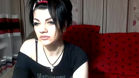 Snapshot of black_hot_01 chatting on January 8, 11:19 pm black_hot_01 online show from January 8, 11:19 pm
