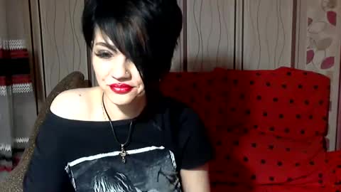 Snapshot of black_hot_01 chatting on December 30, 5:15 am black_hot_01 online show from December 30, 5:15 am
