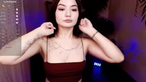 Snapshot of black_pant3r chatting on October 5, 3:22 am Mon Mon online show from October 5, 3:22 am