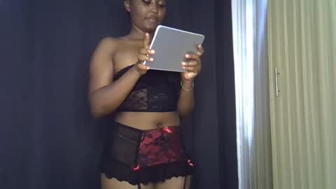 veraa online show from March 25, 11:35 am