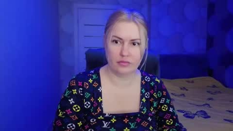 blackeyes11 online show from March 24, 3:01 am