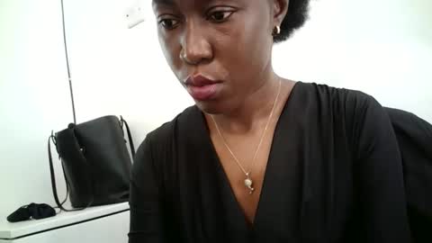 blackfairy01 online show from December 23, 9:24 am