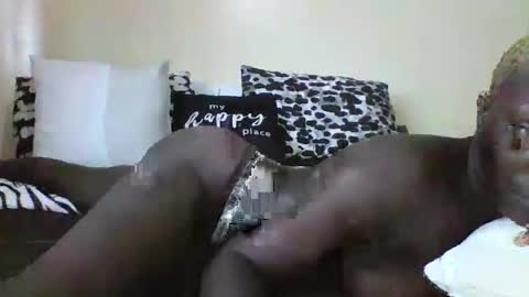 blackmarvel02 online show from February 26, 5:28 am