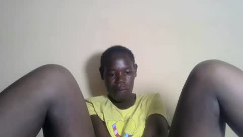 Snapshot of blacksexygal chatting on February 5, 8:25 pm SARAH online show from February 5, 8:25 pm