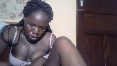 Snapshot of blacksexygal chatting on March 12, 4:02 pm SARAH online show from March 12, 4:02 pm