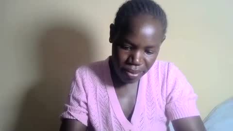 Snapshot of blacksexygal chatting on February 4, 6:38 pm SARAH online show from February 4, 6:38 pm