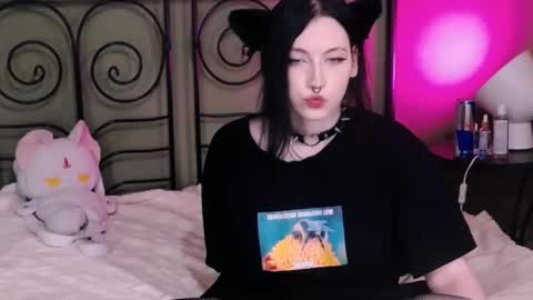 Snapshot of blacky_tea chatting on October 4, 4:55 pm blacky_tea online show from October 4, 4:55 pm