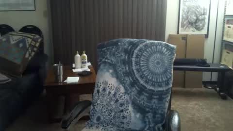 bladesizzo3111 online show from April 15, 5:19 am