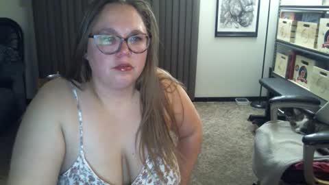 bladesizzo3111 online show from December 13, 8:54 am