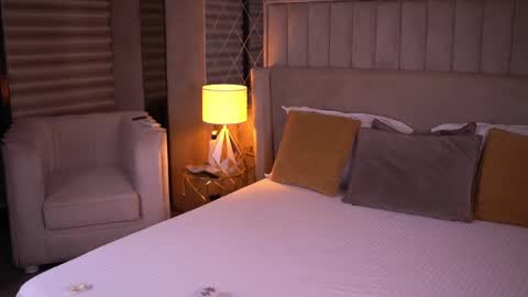 BlairSanders online show from April 21, 7:32 pm