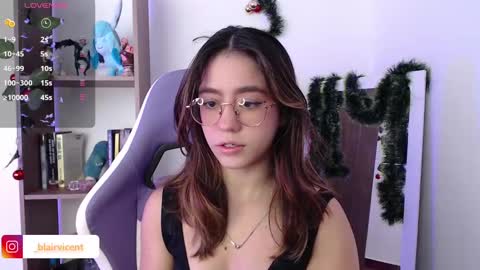 Snapshot of blairvicent chatting on December 7, 1:18 pm online show from December 7, 1:18 pm