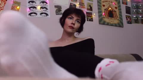 Britney online show from April 16, 9:39 pm