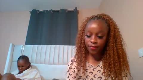 Snapshot of bliss_diva chatting on October 3, 4:56 pm Bliss diva online show from October 3, 4:56 pm