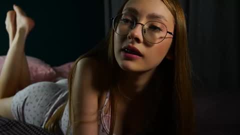 Snapshot of blissence chatting on October 15, 3:36 pm LiLy online show from October 15, 3:36 pm