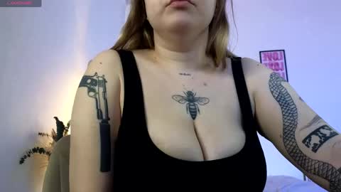 Mommy online show from April 25, 7:00 am