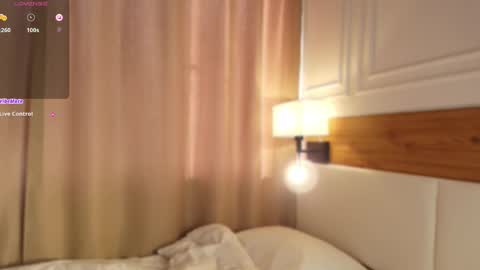 Victoria online show from April 27, 1:46 am