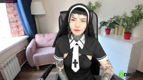 Mary online show from June 5, 12:00 pm