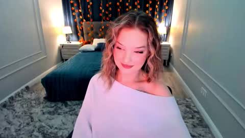 Sophia online show from November 9, 8:38 pm