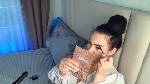 Snapshot of blowjob_queeny chatting on September 12, 6:35 am Welcome guysMy name KatePVT its Open online show from September 12, 6:35 am
