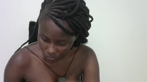 Avanna online show from January 8, 8:07 pm